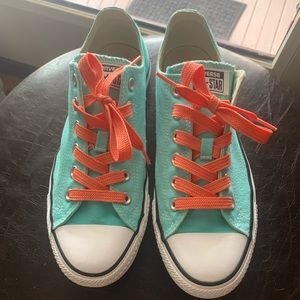 Turquoise Converse Women’s size 10